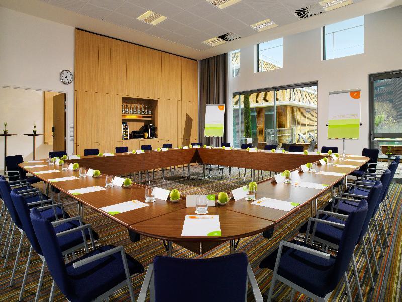 Courtyard By Marriott Montpellier Hotell Exteriör bild