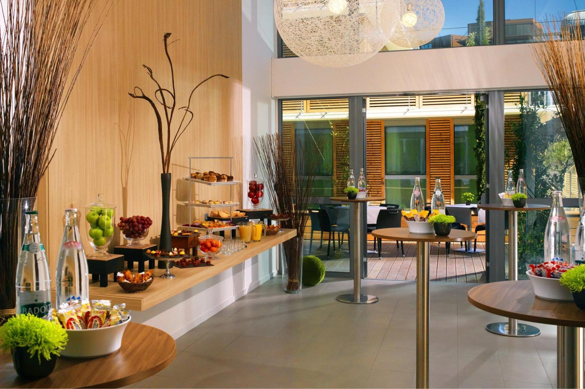 Courtyard By Marriott Montpellier Hotell Exteriör bild