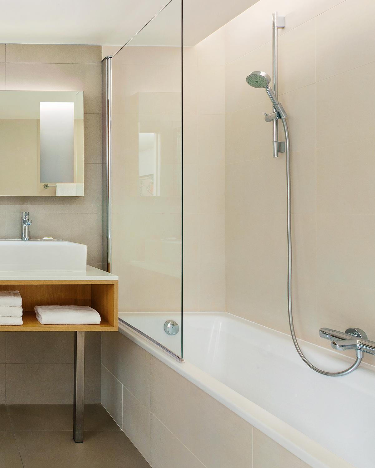 Courtyard By Marriott Montpellier Hotell Exteriör bild