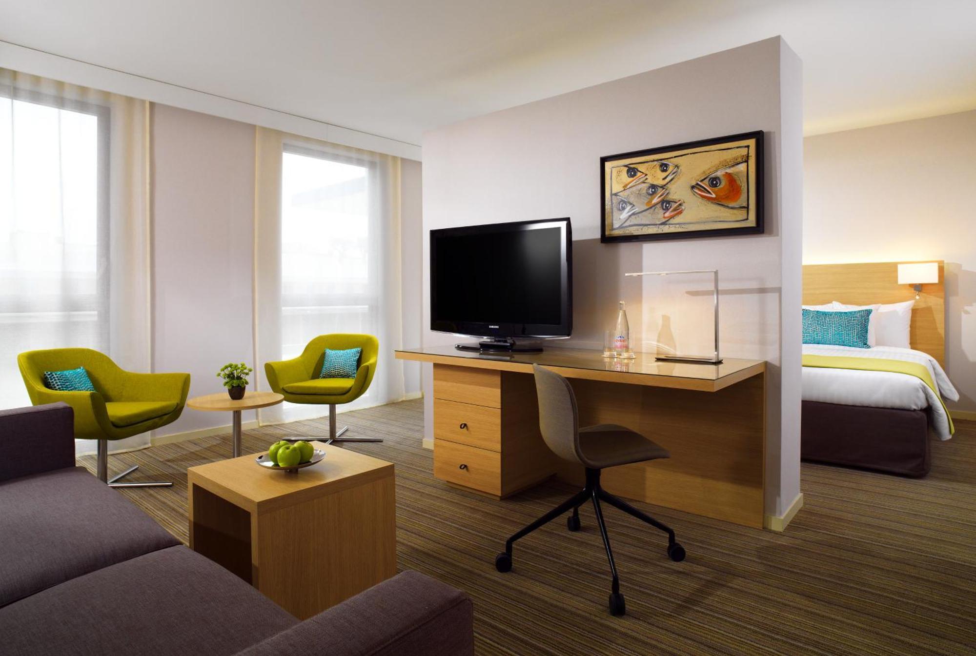 Courtyard By Marriott Montpellier Hotell Exteriör bild