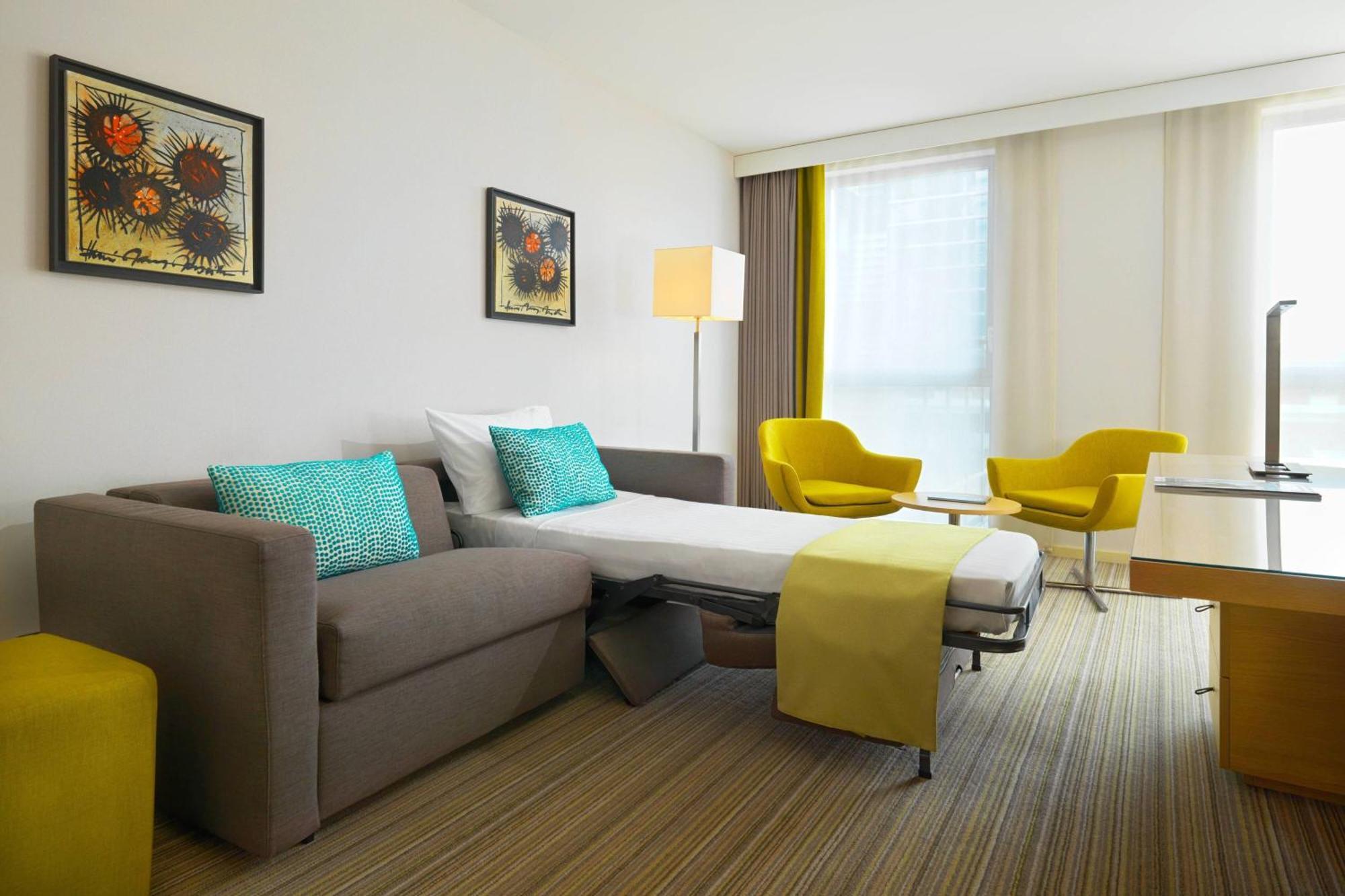 Courtyard By Marriott Montpellier Hotell Exteriör bild