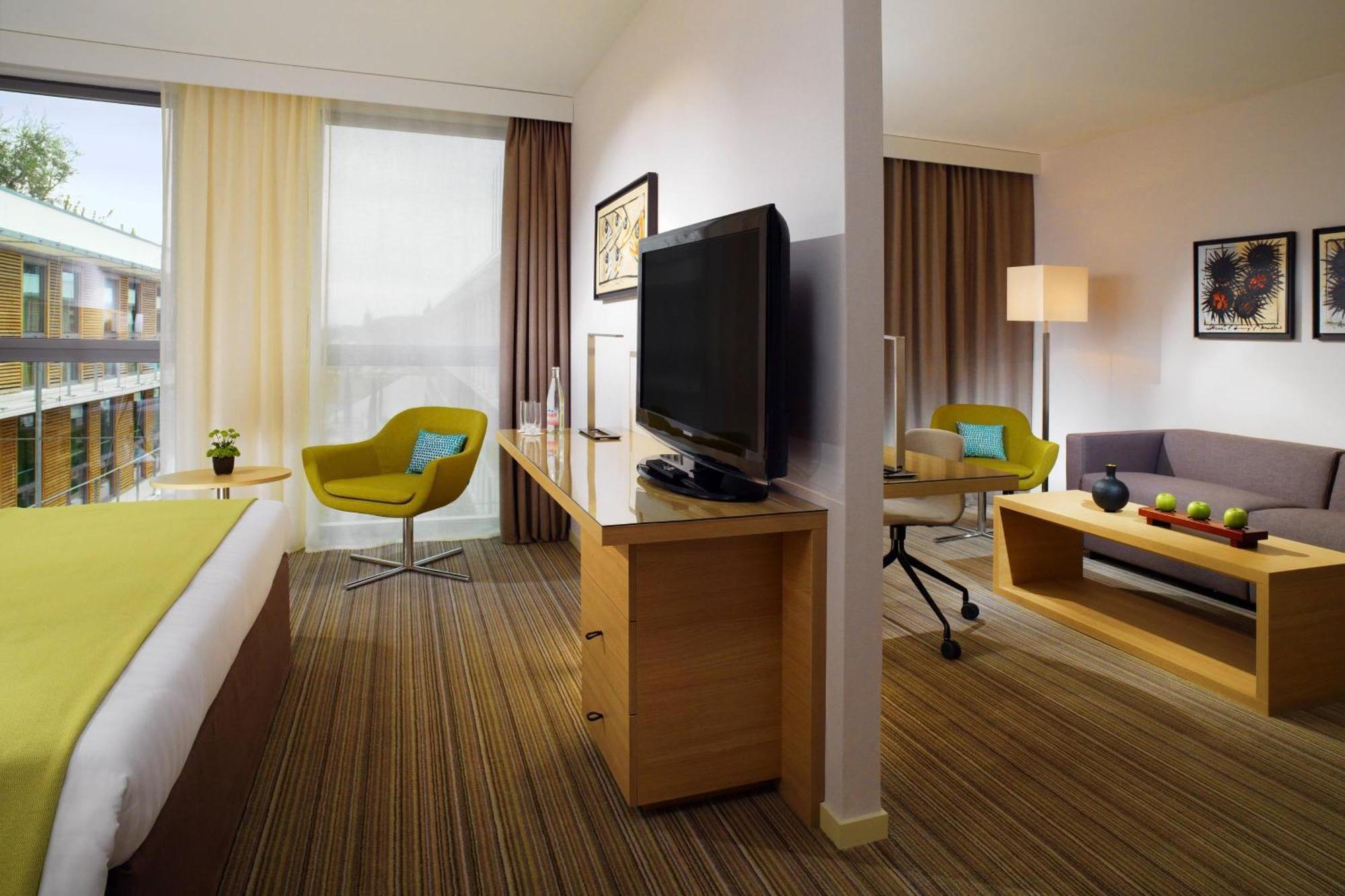 Courtyard By Marriott Montpellier Hotell Exteriör bild